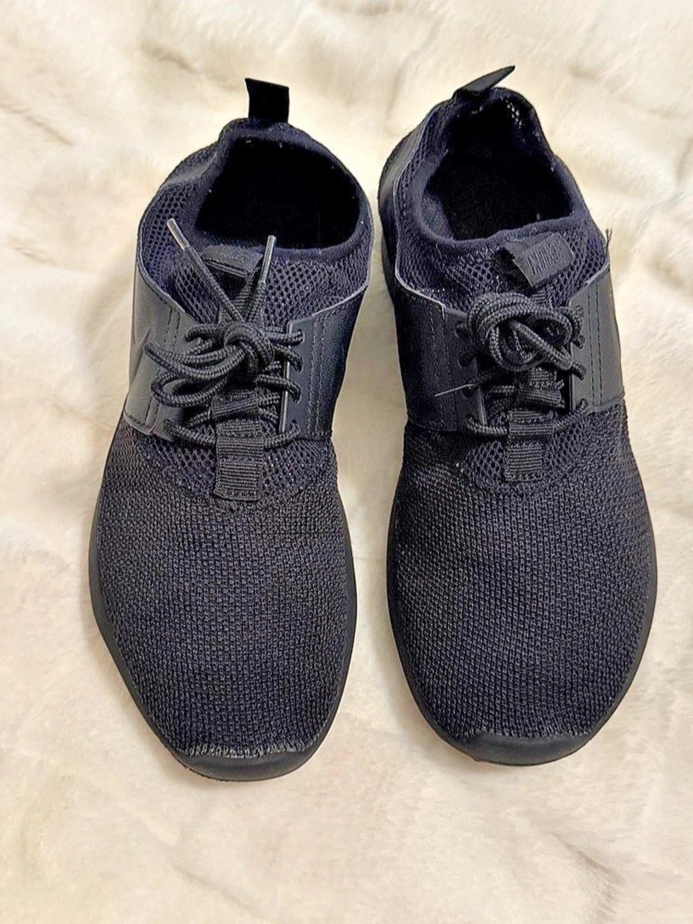 Nike Roshe One Black Sneakers US 8.5